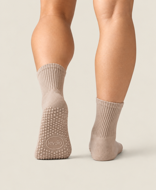 (pre-order only) taupe grip socks