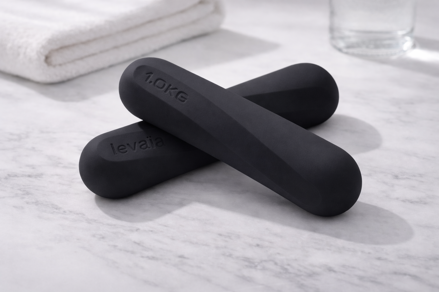 levaïa lifts - pilates weights in classic noir - pre-order*