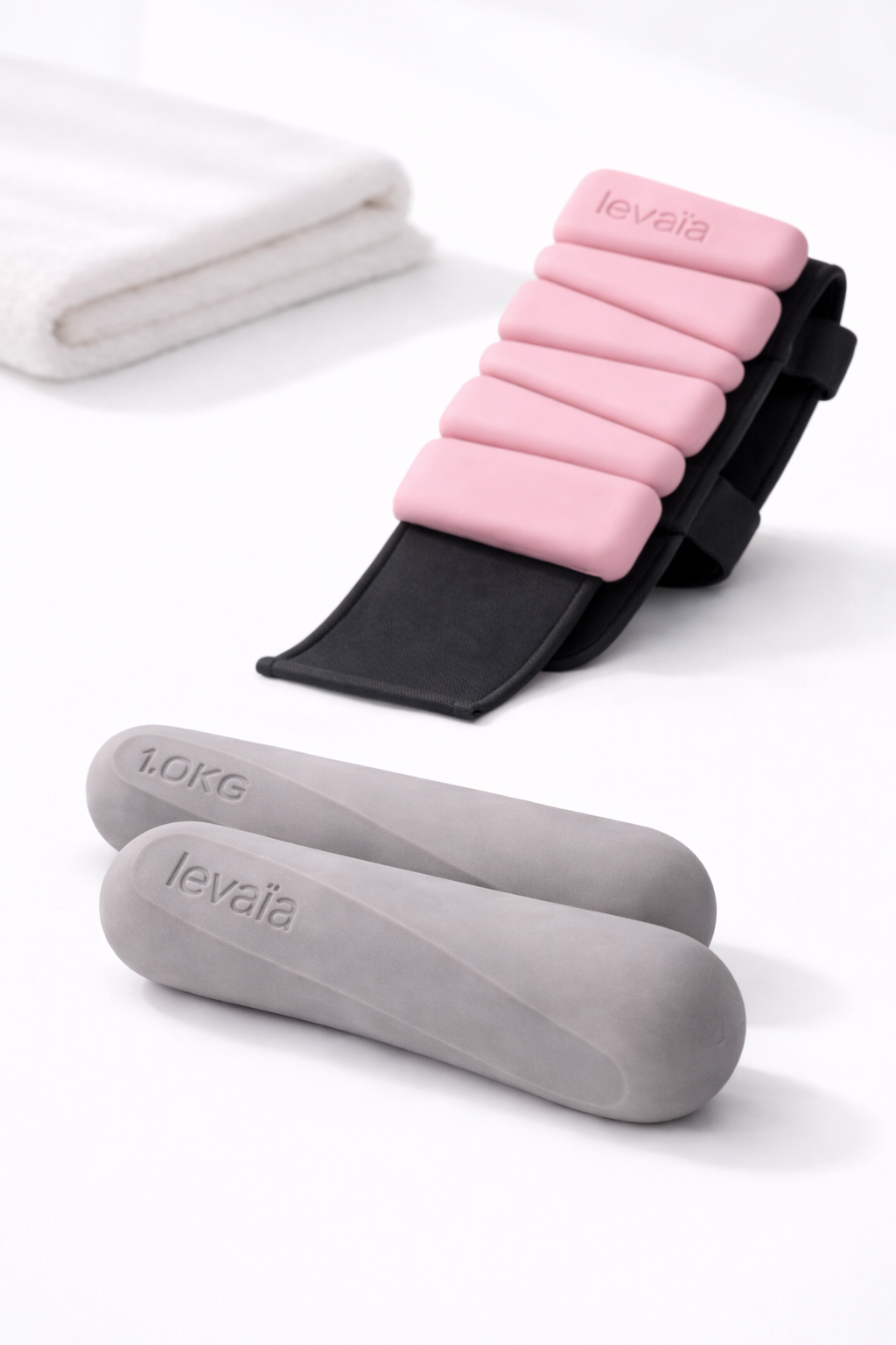 levaïa lifts + levaïa loops bundle in classic taupe