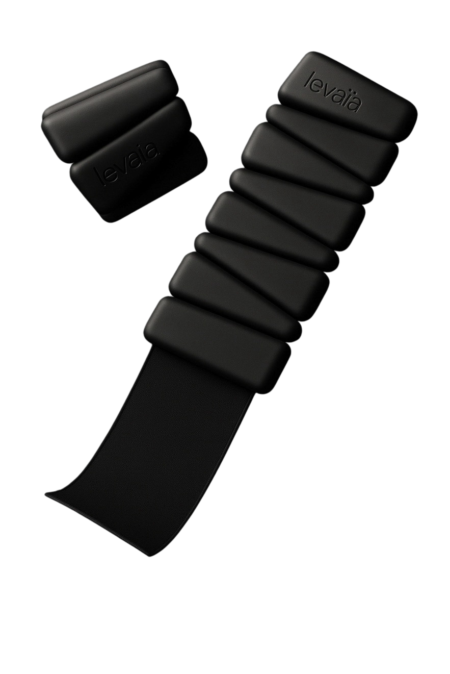levaïa loops - pilates wrist & ankle weights in classic noir